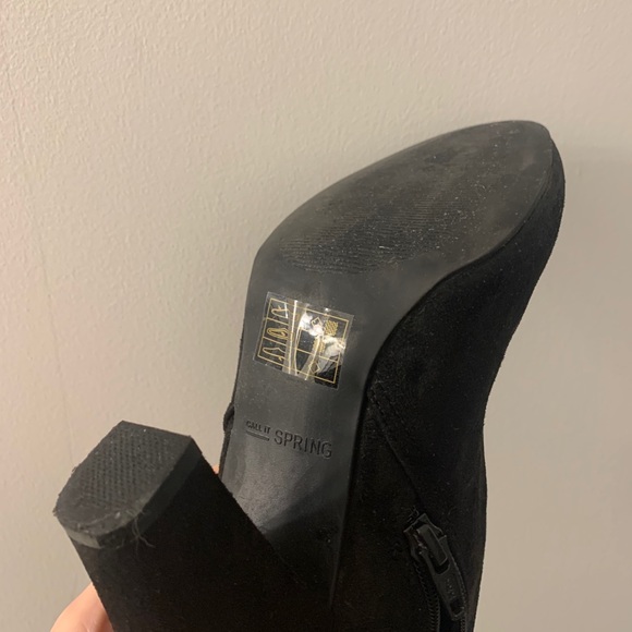 Knee high black boots - used - Picture 4 of 4